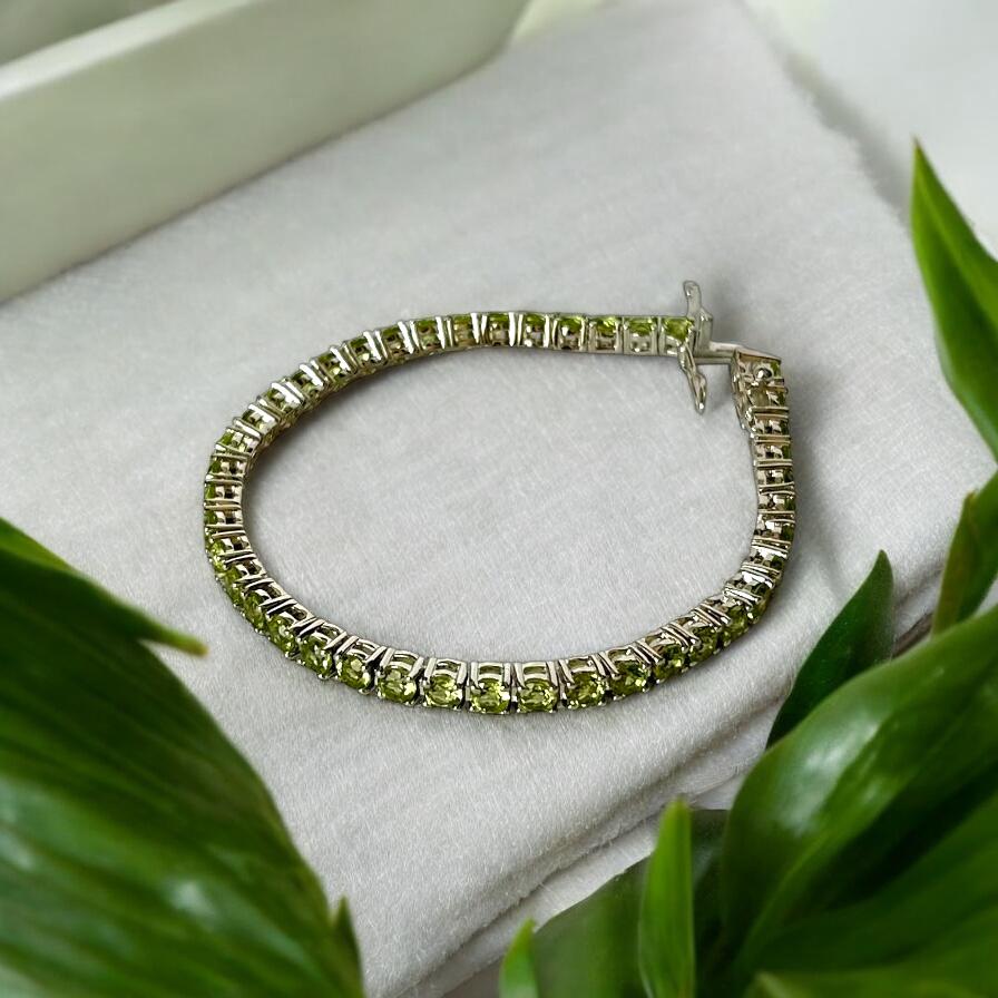 Peridot Tennis Bracelet: 925 Sterling Silver