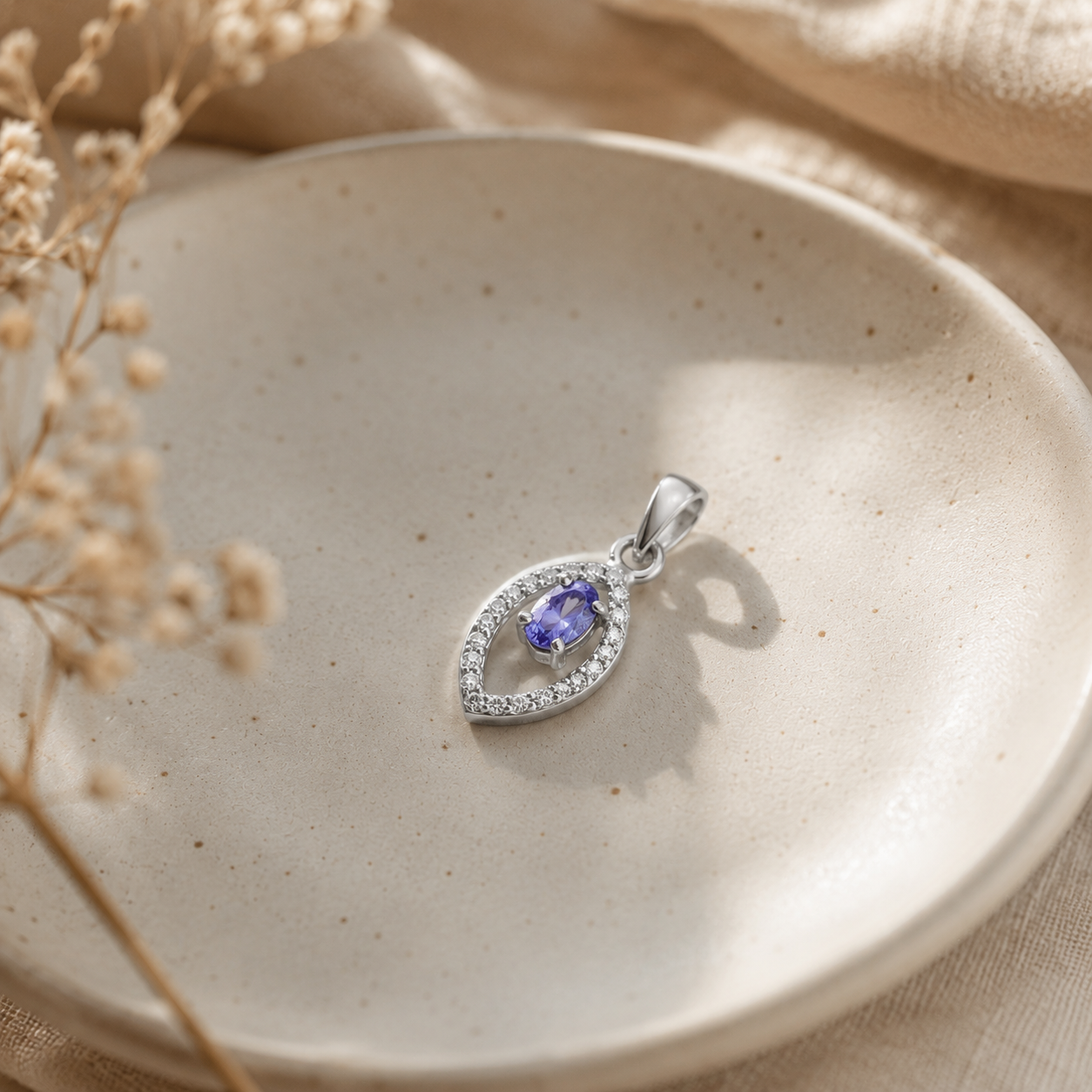 Natural Tanzanite Pendant necklace : 925 Sterling Silver Gift
