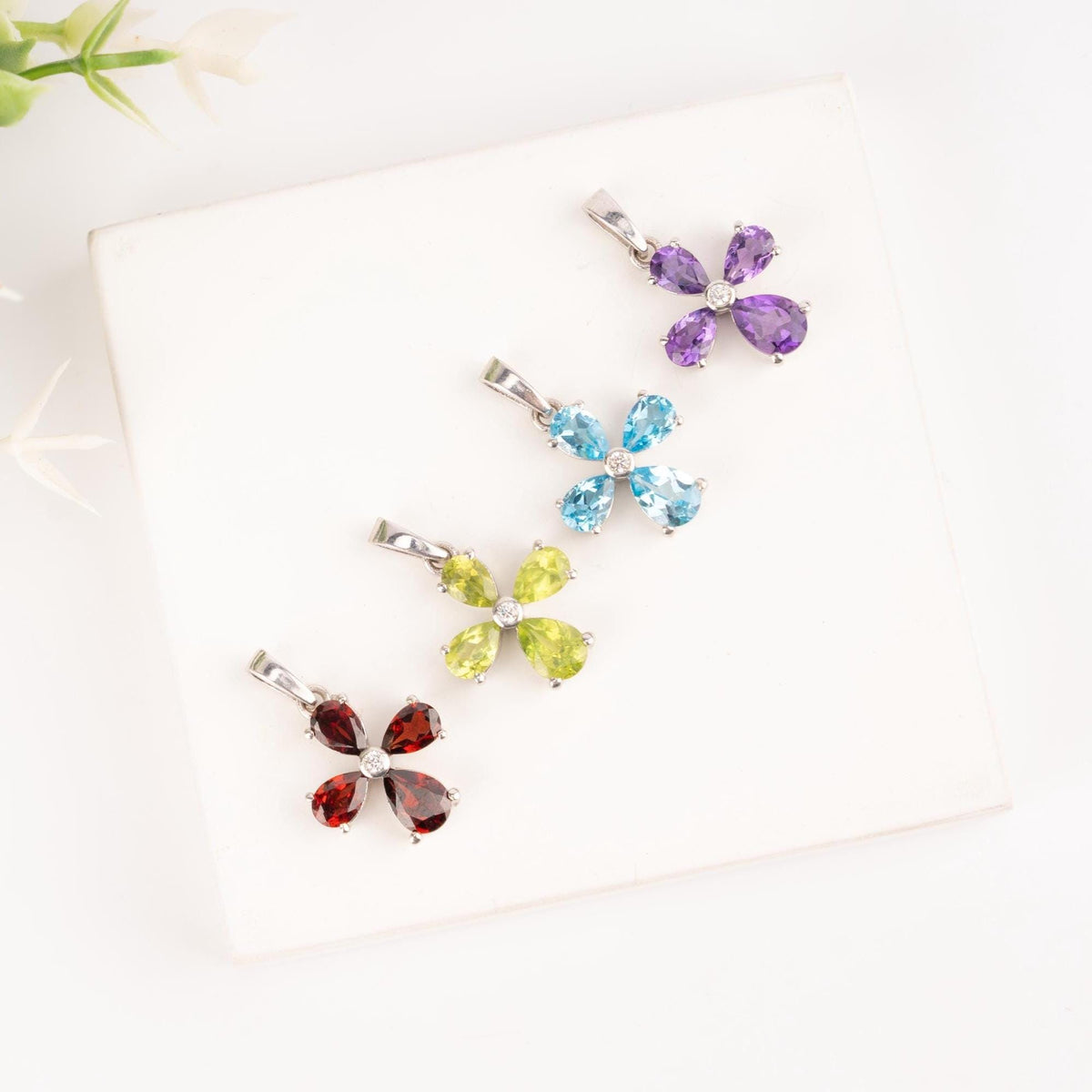The Flora Pendant – 925 Sterling Silver Natural Gemstone Flower Necklace